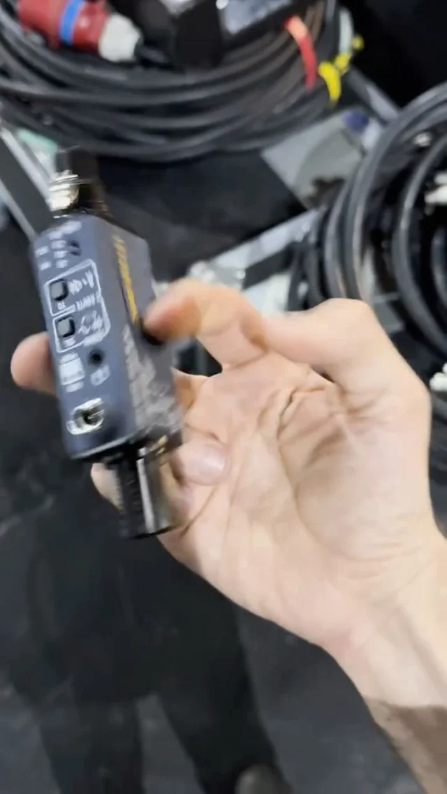 Don’t try this at home.
At gigs? Fine.
#soundbullet #sonnect #audioengineer #AudioEngineering #soundengineer #soundengineering #proaudio #livesound #AudioTech